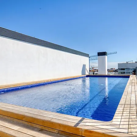 Blueground Poblenou Pool Nr Glories Bcn-37 *