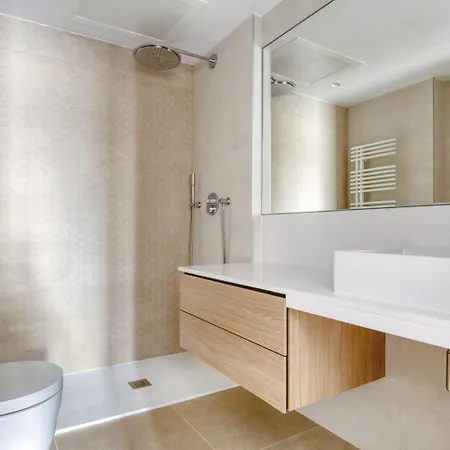 Blueground Poblenou Pool Nr Glories Bcn-37 Apartment